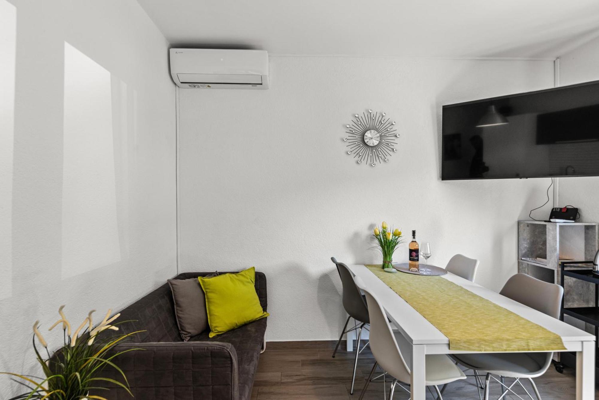 Apartments Frama Porec - Funtana Bagian luar foto